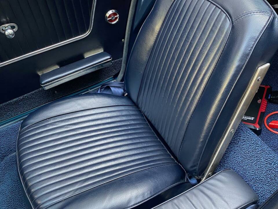 Image 11/20 of Chevrolet Corvette Sting Ray Convertible (1963)