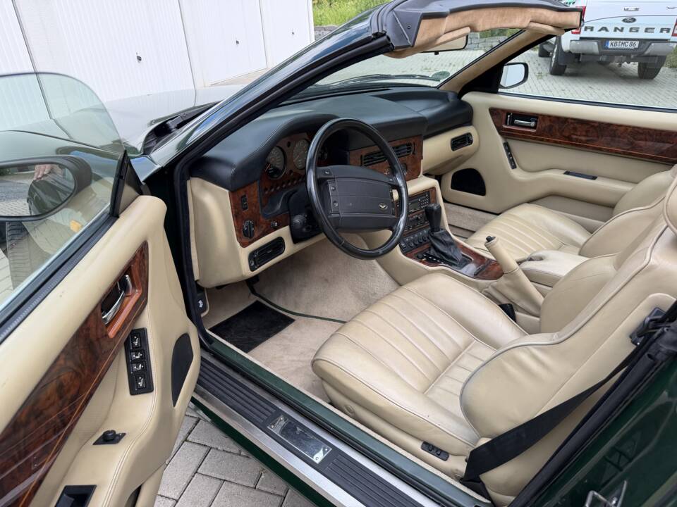Afbeelding 20/51 van Aston Martin Virage Volante (1993)