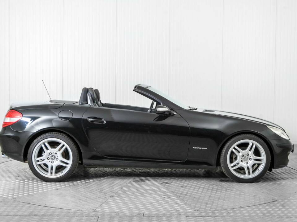 Afbeelding 9/50 van Mercedes-Benz SLK 200 Kompressor (2007)