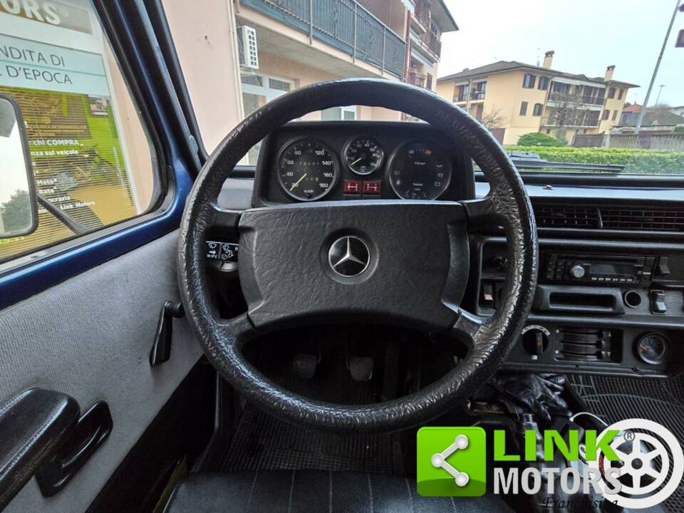 Bild 8/10 von Mercedes-Benz 240 GD (kurz) (1982)