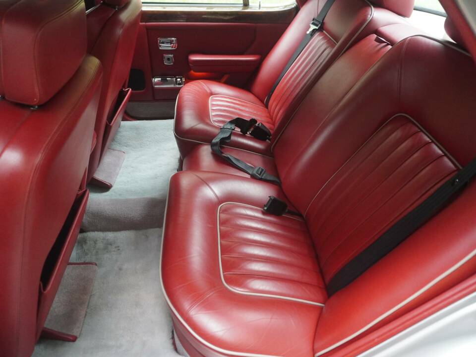 Bild 15/19 von Rolls-Royce Silver Spirit (1989)