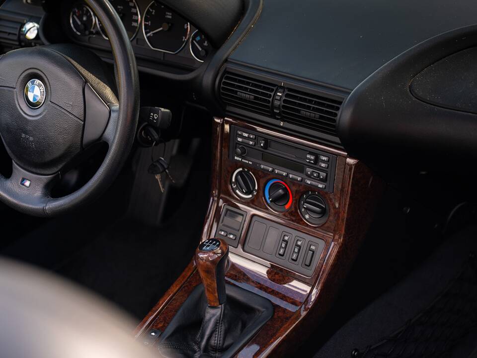 Bild 19/36 von BMW Z3 Roadster 1,8 (1998)