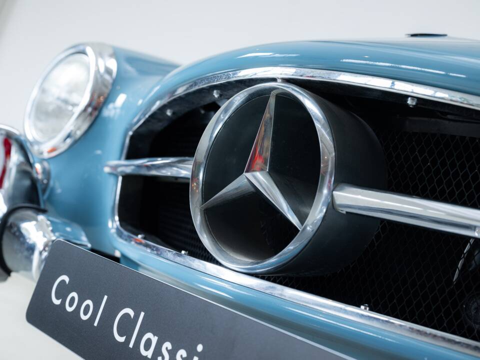 Image 29/40 of Mercedes-Benz 190 SL (1962)