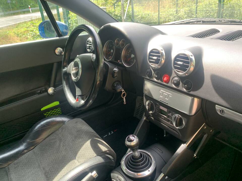Image 36/72 of Audi TT 1.8 T (2000)