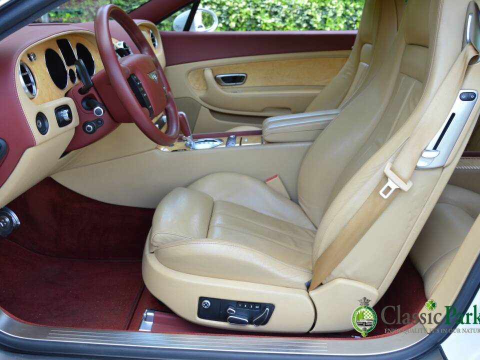 Bild 14/50 von Bentley Continental GT (2008)