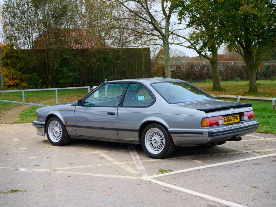 Image 35/50 of BMW M 635 CSi (1989)