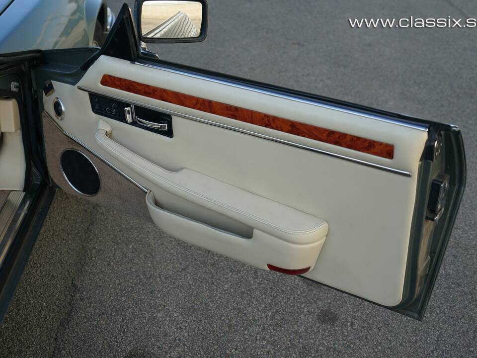 Afbeelding 14/22 van Jaguar XJS 4.0 Celebration (1996)