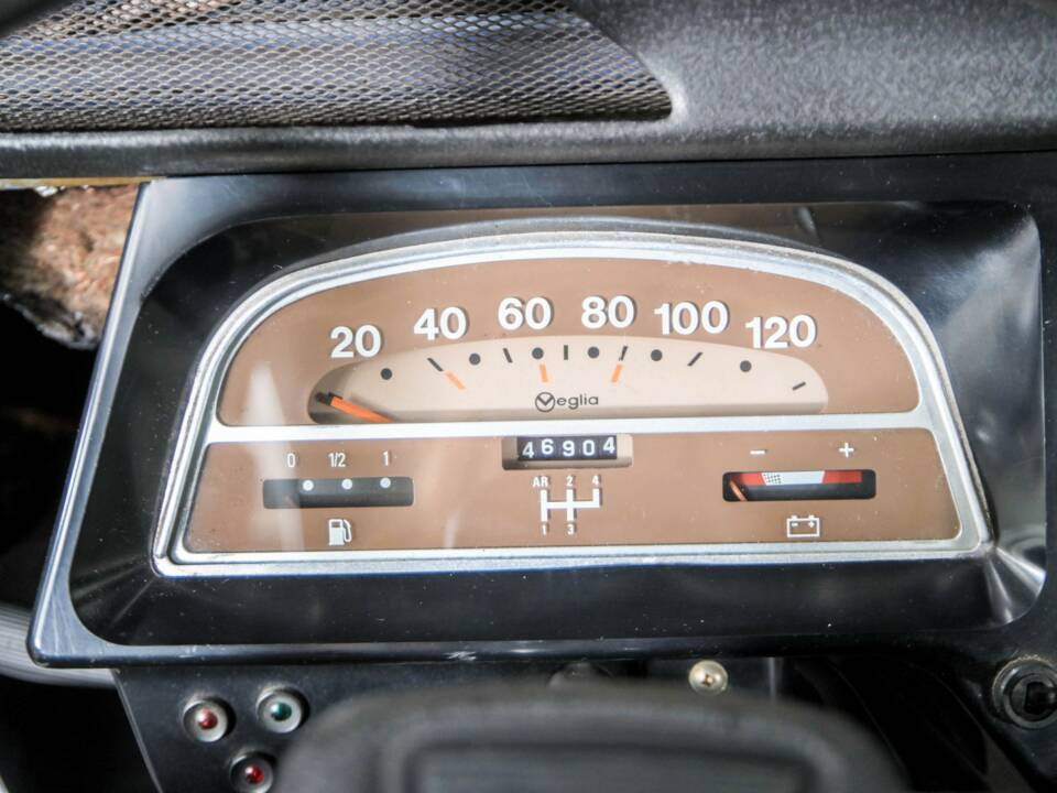 Image 19/50 of Citroën 2 CV 6 (1987)
