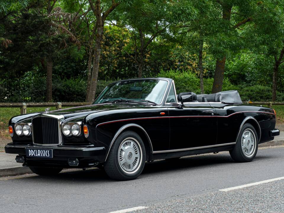 Image 1/28 of Bentley Continental (1988)