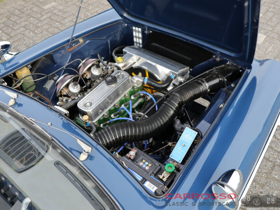 Image 4/44 de Innocenti Spider S (1963)