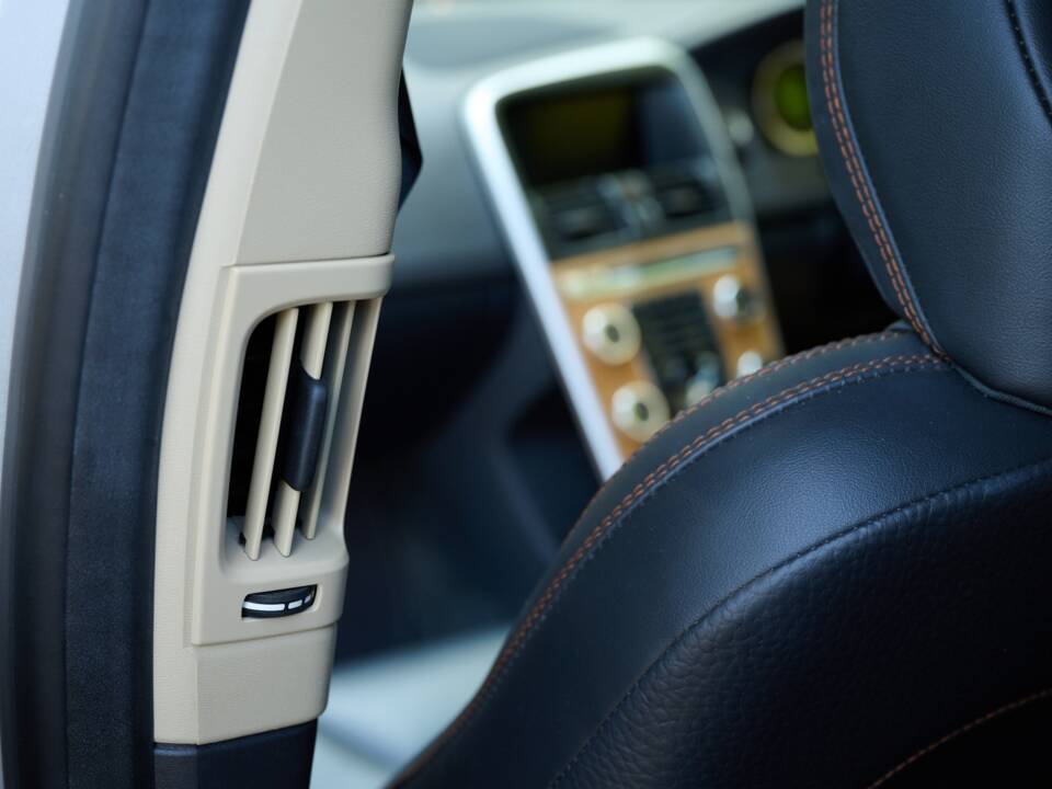 Image 50/50 de Volvo XC60 T5 (2012)