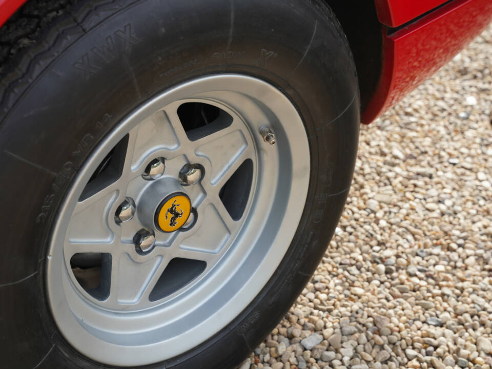 Image 42/50 de Ferrari 308 GTB (1977)