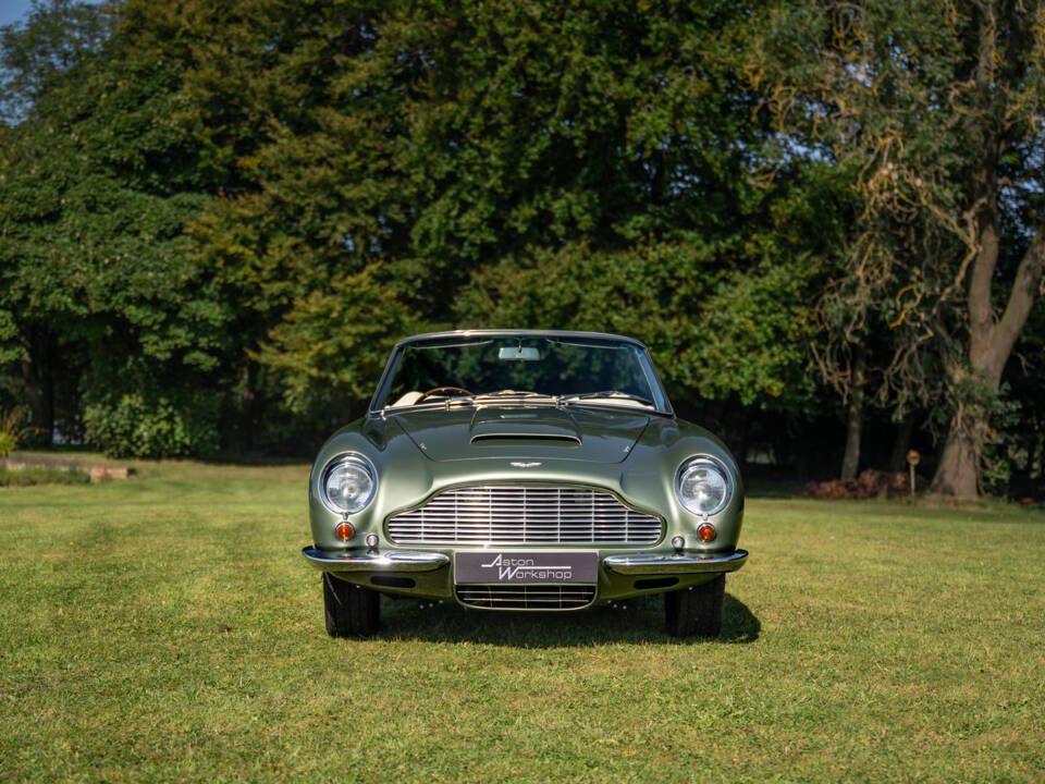 Afbeelding 34/78 van Aston Martin DB 6 Vantage Volante (1967)