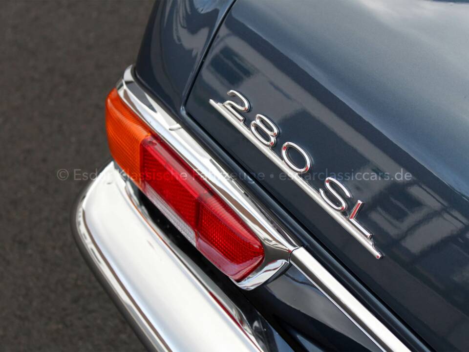 Afbeelding 38/41 van Mercedes-Benz 280 SL (1969)