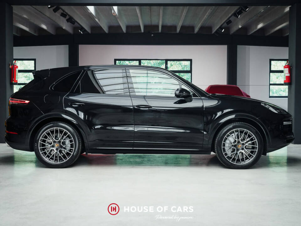 Immagine 5/24 di Porsche Cayenne Turbo (2018)