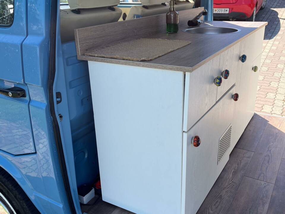 Image 5/14 of Volkswagen T3 Camper 1.6 D (1984)