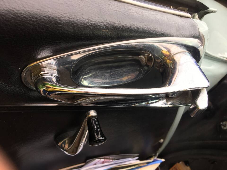 Image 30/95 of Citroën DS 21 Pallas (1973)