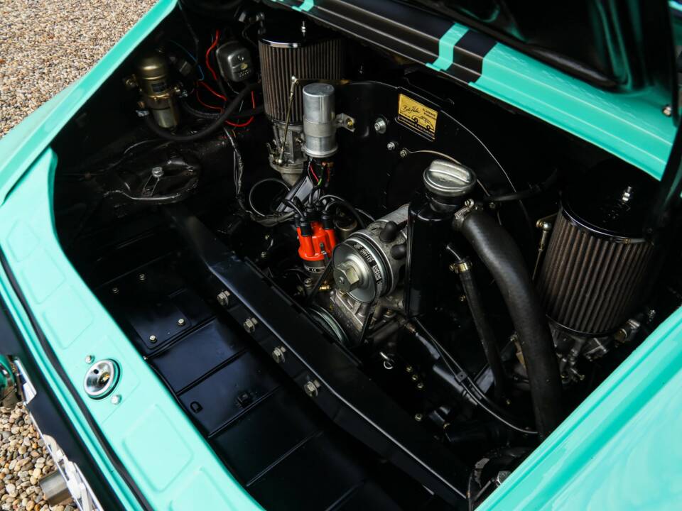 Immagine 18/50 di Porsche 912 (1968)