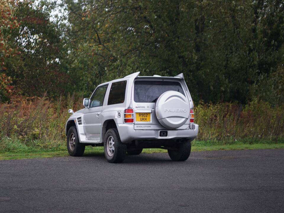 Bild 28/50 von Mitsubishi Pajero Evolution (1997)