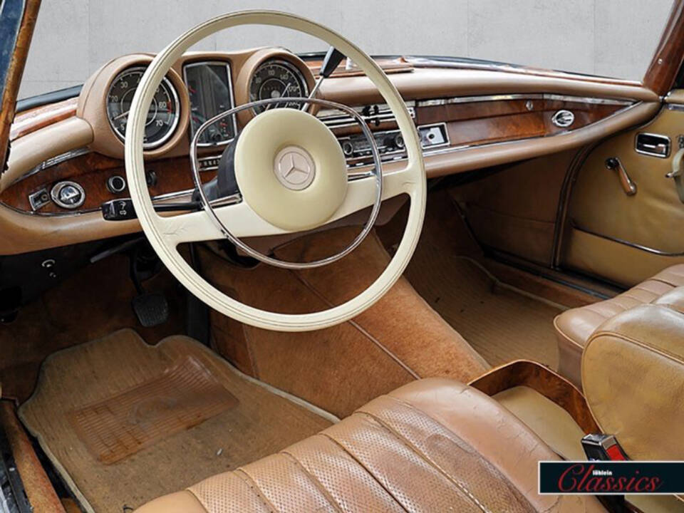 Bild 11/13 von Mercedes-Benz 280 SE (1968)