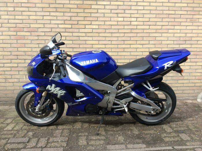 Bild 23/41 von Yamaha YZF 1000 R1 (1998)