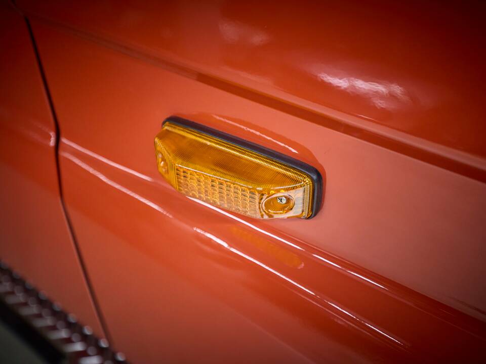 Afbeelding 57/100 van Toyota Land Cruiser LJ77 (1991)