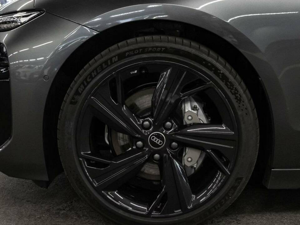 Image 11/11 de Audi S6 e-tron Avant (2025)