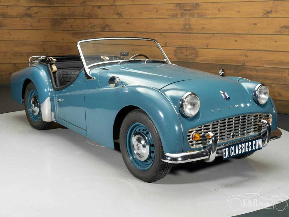 Afbeelding 3/36 van Triumph TR 3A (1960)