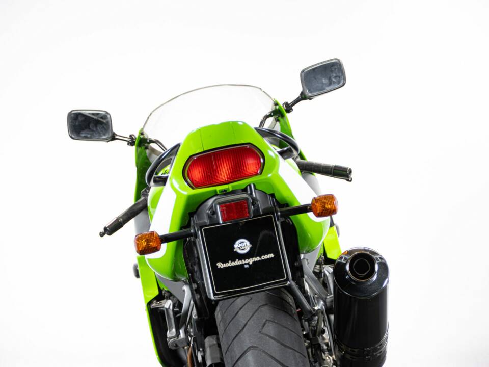 Immagine 9/50 di Kawasaki Ninja 750 ZX-7R (1999)