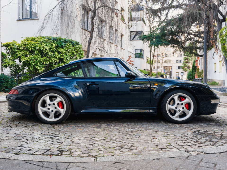 Bild 8/50 von Porsche 911 Carrera 4S (1996)