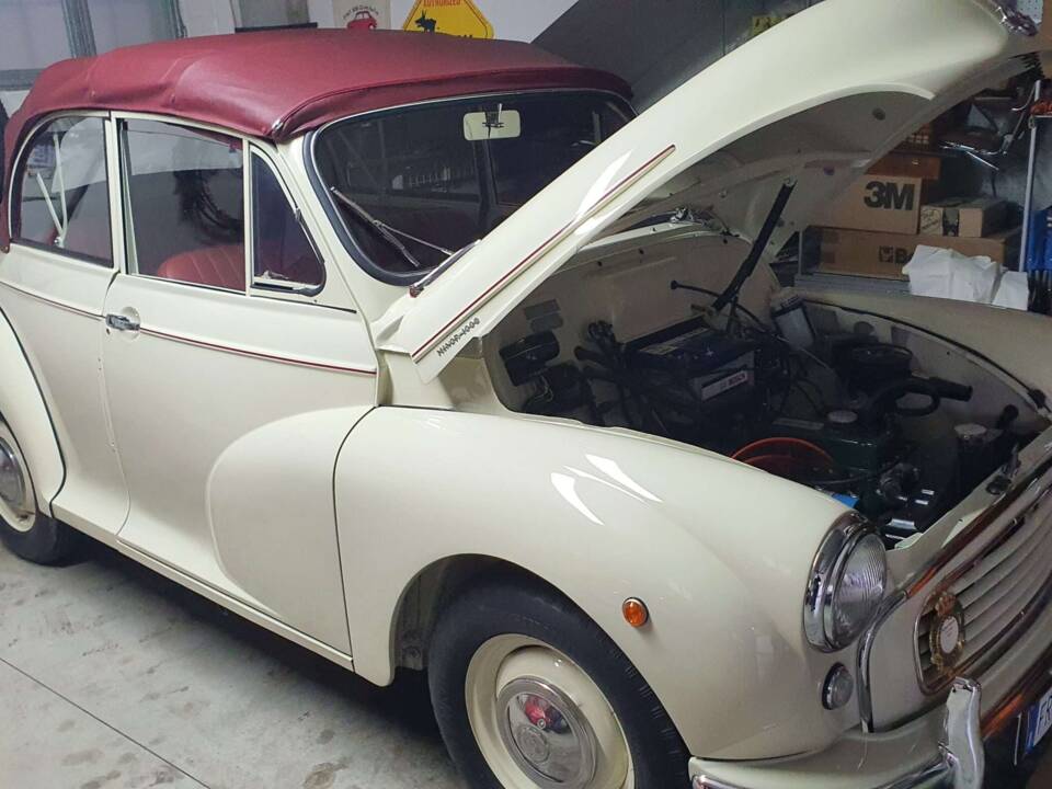 Image 37/66 of Morris Minor 1000 Tourer (1961)