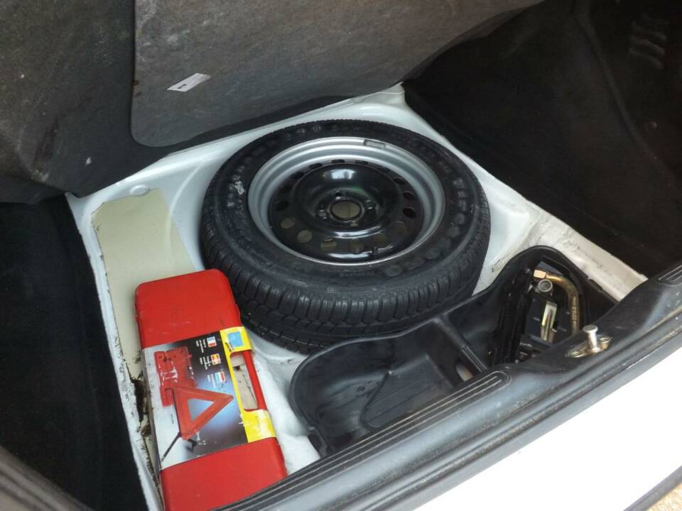 Afbeelding 34/50 van SEAT Cordoba 1.6i (1994)