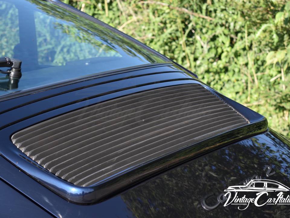 Bild 14/50 von Porsche 911 Carrera 2 (1992)