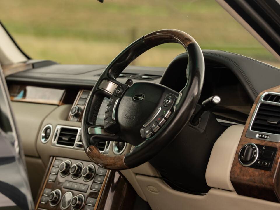 Image 13/50 of Land Rover Range Rover 4.4 TDV8 Vogue SE (2012)