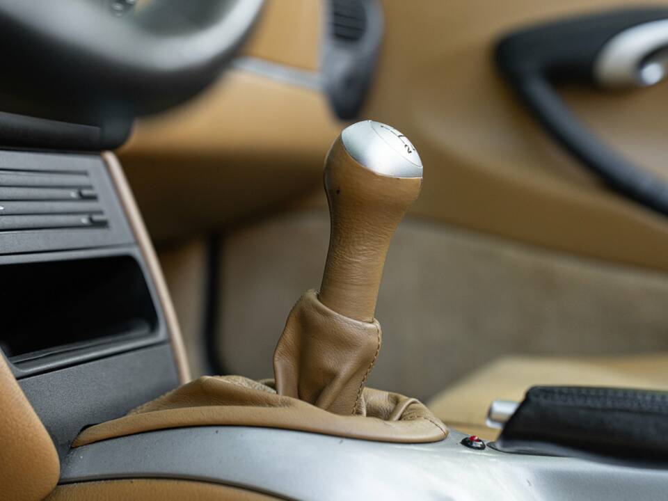 Imagen 41/50 de Porsche Boxster (2000)