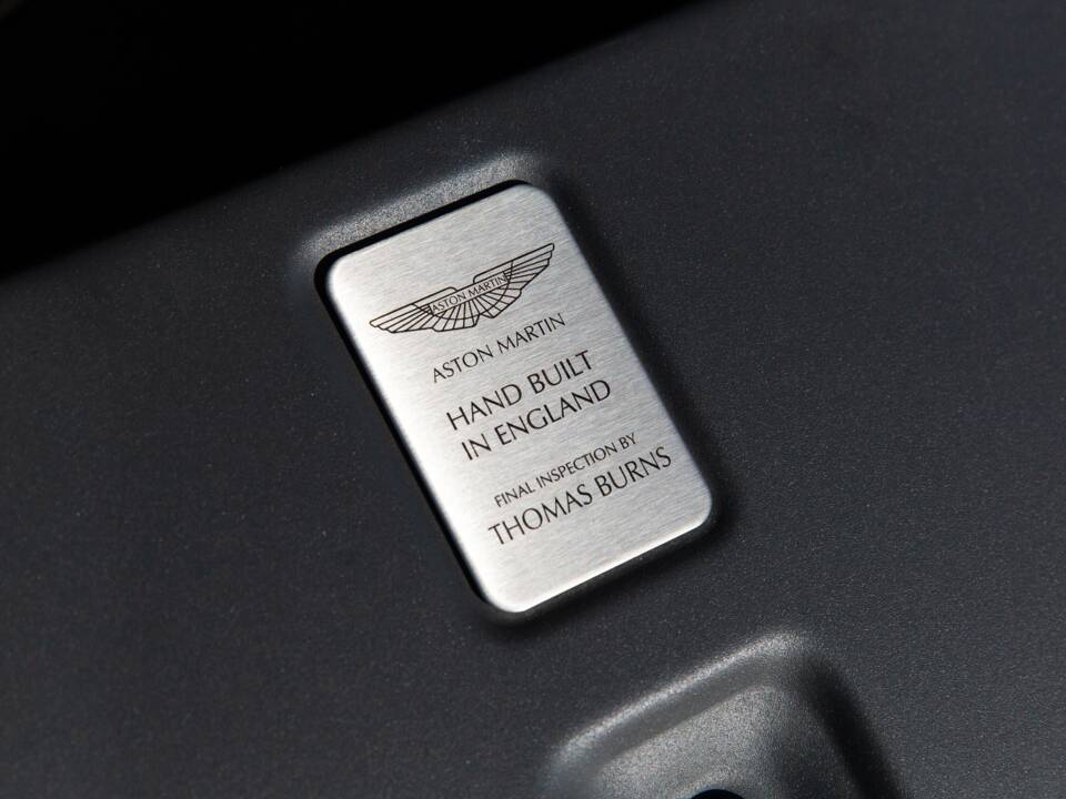 Bild 61/68 von Aston Martin V12 Vantage S (2018)