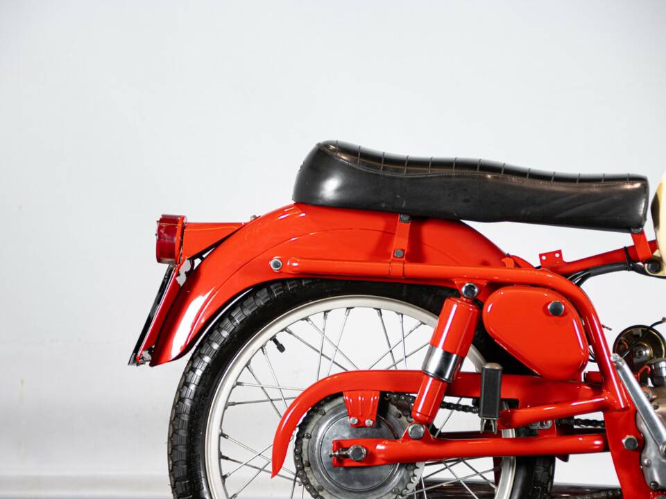 Imagen 39/50 de Gilera DUMMY (1958)