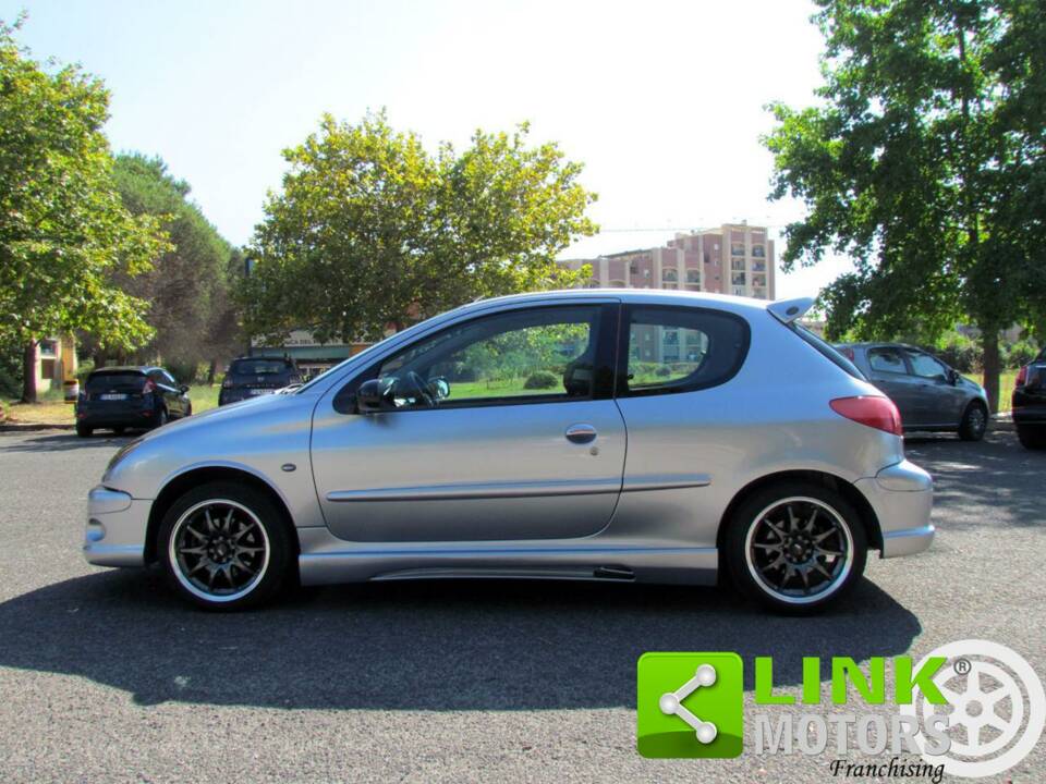 Immagine 10/10 di Peugeot 206 2.0 (2000)