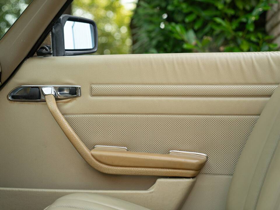 Image 43/50 de Mercedes-Benz 450 SL (1977)