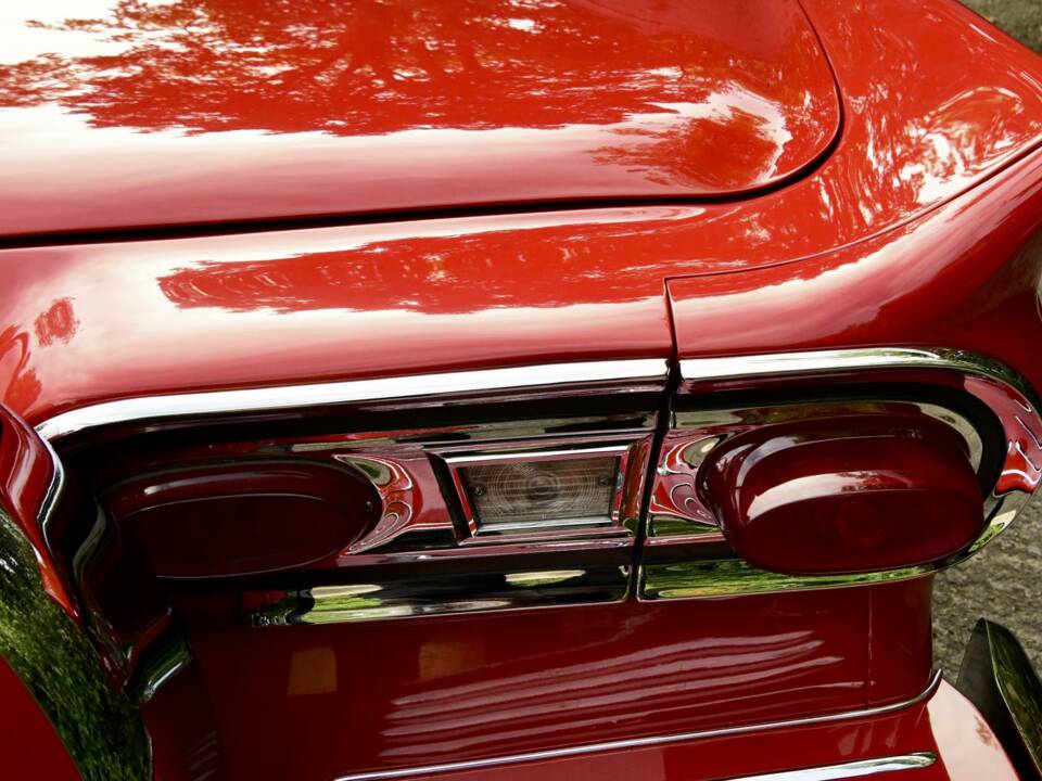 Image 23/50 of Ford Fairlane 500 Skyliner (1958)