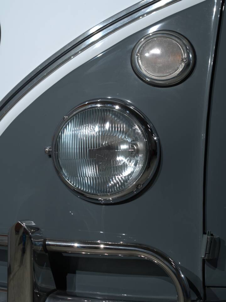 Bild 9/49 von Volkswagen T1 Brasil 1.6 (1970)