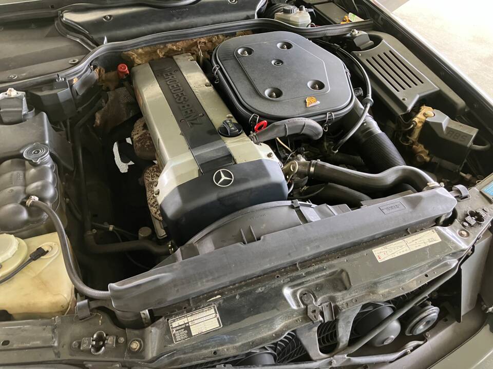 Bild 13/14 von Mercedes-Benz 300 SL-24 (1991)