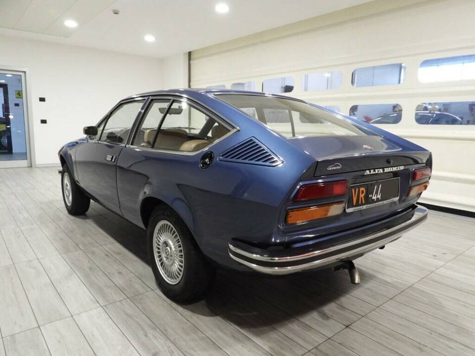 Bild 3/15 von Alfa Romeo Alfetta GT 1.6 (1977)