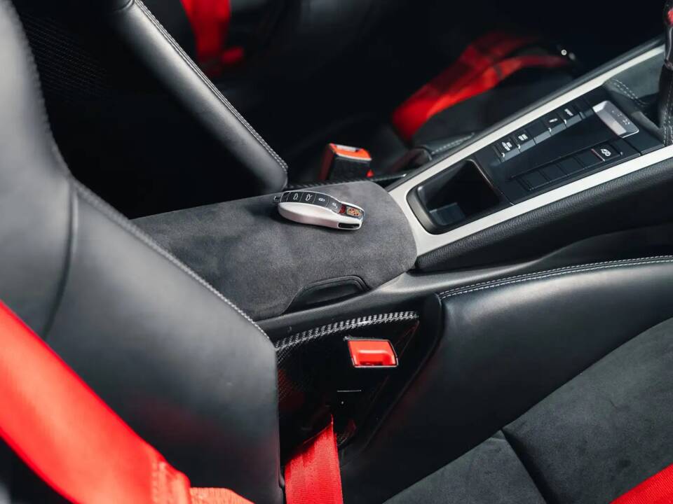 Afbeelding 28/36 van Porsche Cayman GT4 (2016)