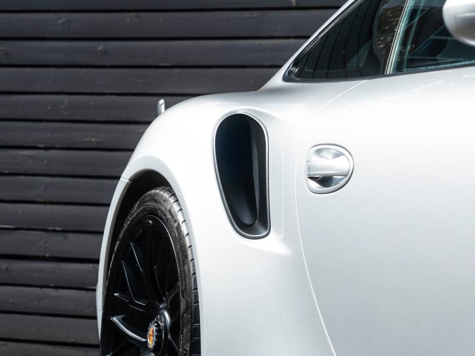 Image 51/57 of Porsche 911 Turbo S (2013)