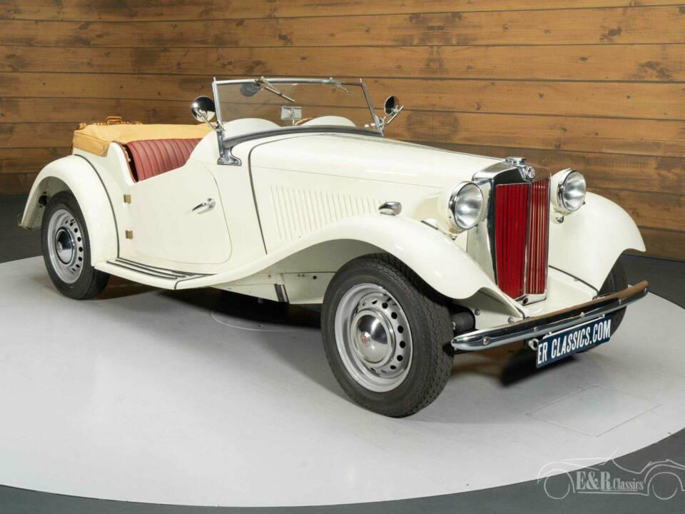 Image 17/19 of MG TD (1953)