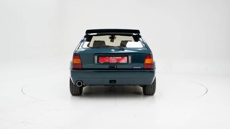Image 7/15 de Lancia Delta HF Integrale Evoluzione I (1992)