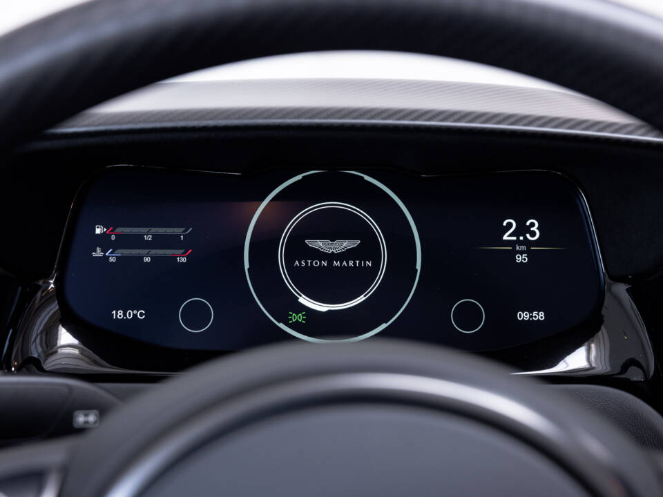 Bild 15/47 von Aston Martin V12 Speedster (2021)