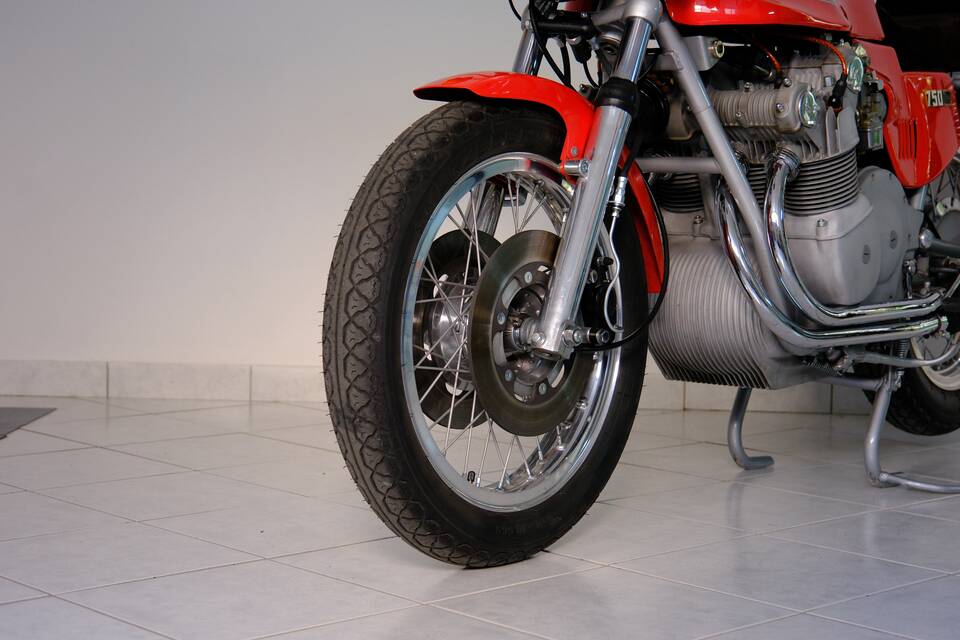 Immagine 36/96 di MV Agusta 750 S America (1976)