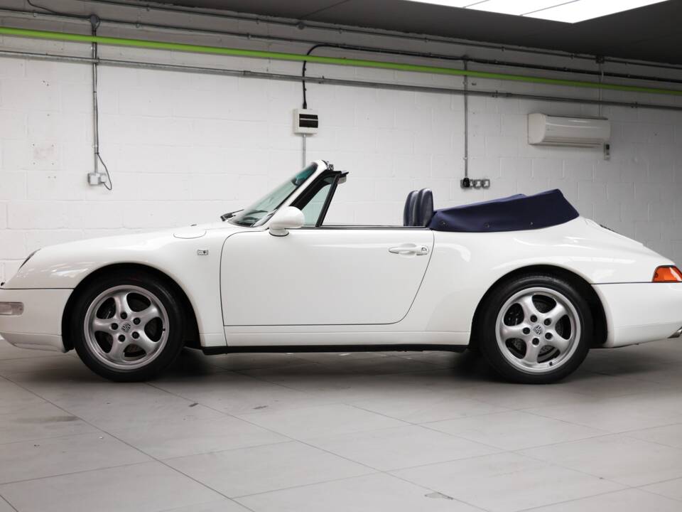 Afbeelding 2/50 van Porsche 911 Carrera (1994)